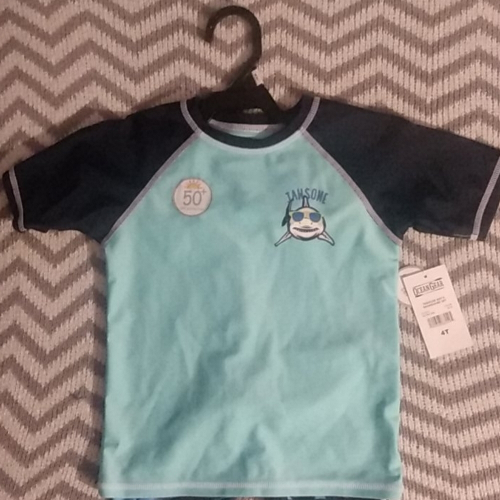 4T Rashguard 2pc swimsuit